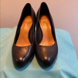 Clarks Black Leather Pumps